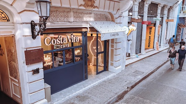 Costa vita café