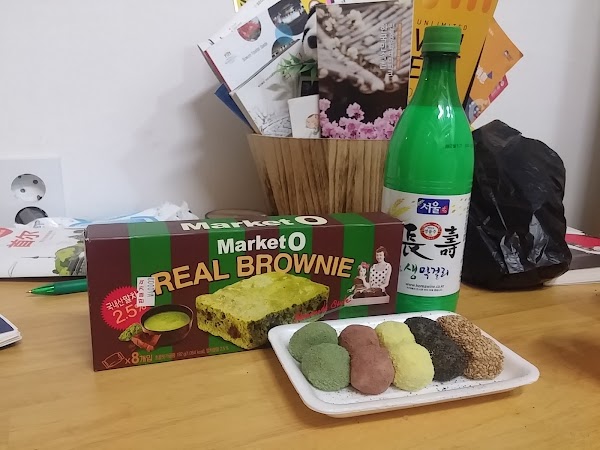 Potluck Stay 3