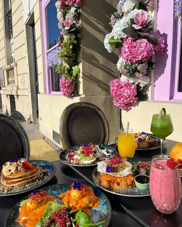Wonderland brunchy Notre Dame/ Restaurant Brunch 6