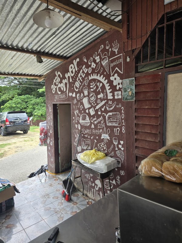 Acah Corner 3
