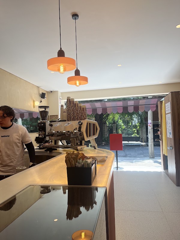 Lattely Café