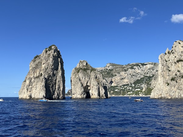 Faraglioni 1
