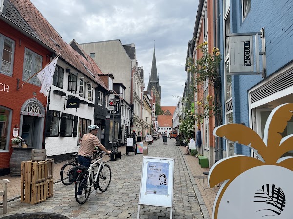 Rote Straße 1
