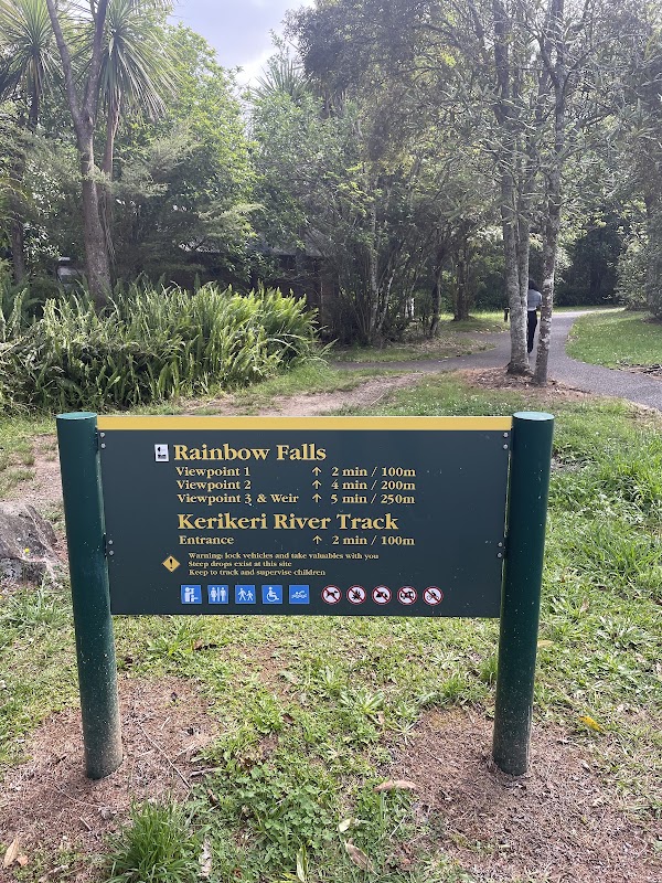 Rainbow Falls (Waianiwaniwa) 2