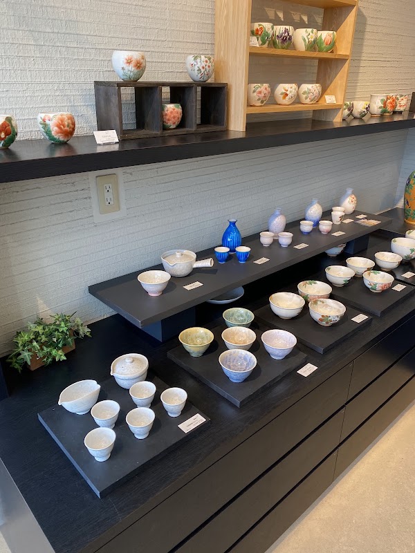 Kyoto Ceramic Center (Kyoto Ceramic Art Association Official Shop and Gallery) 2