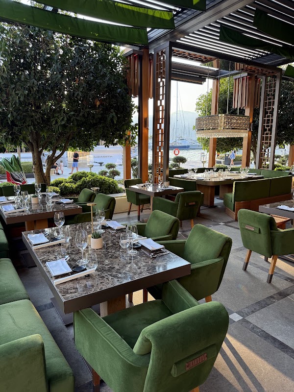 MayaBay Porto Montenegro