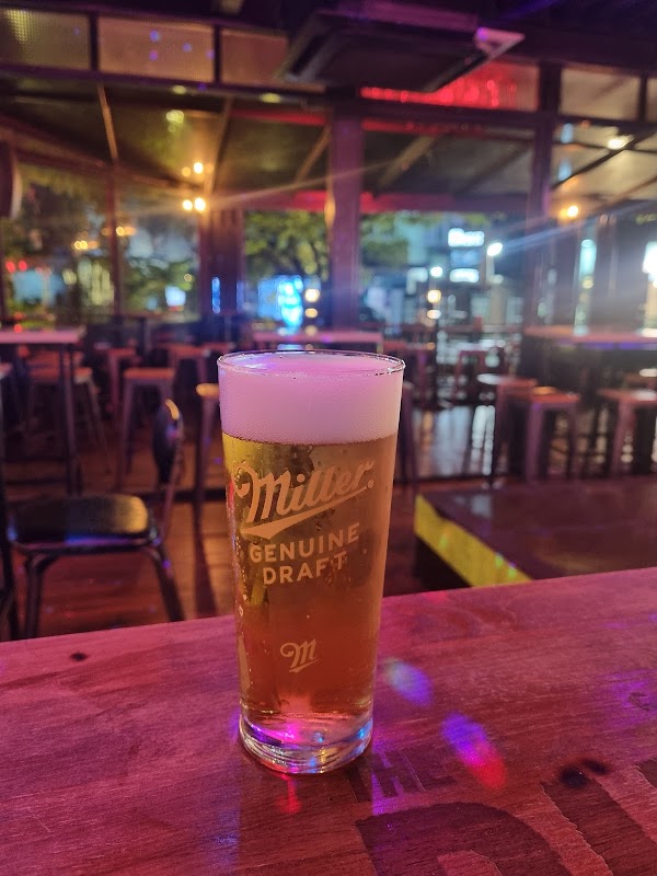 Corner Pub 2