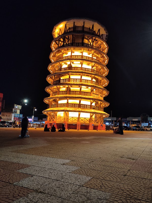 Menara Condong Teluk Intan 4