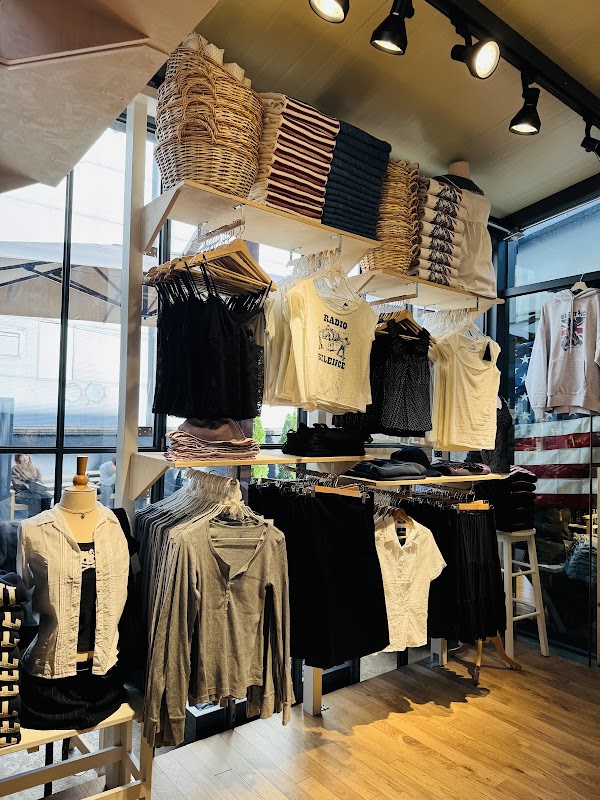 Brandy Melville Korea 4