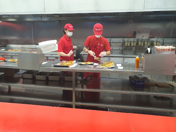 Five Guys 2