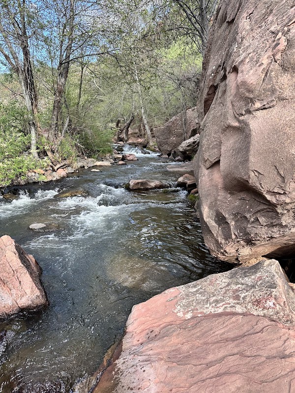 Raven Caves Trail 2