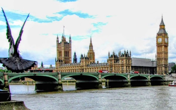 Parliament Square 4