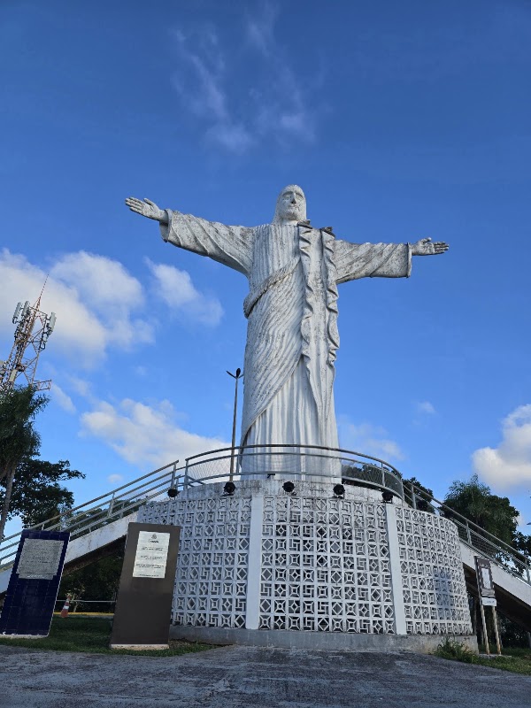 Cristo Rei do Pantanal
