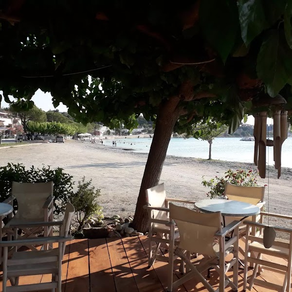 Kymata cafe creperie 1