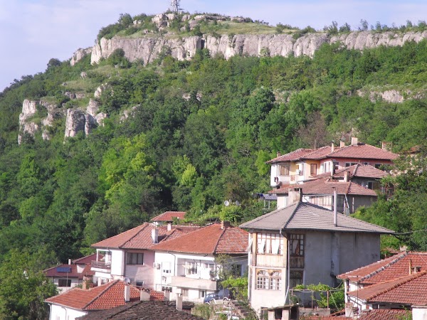 Lovech 4