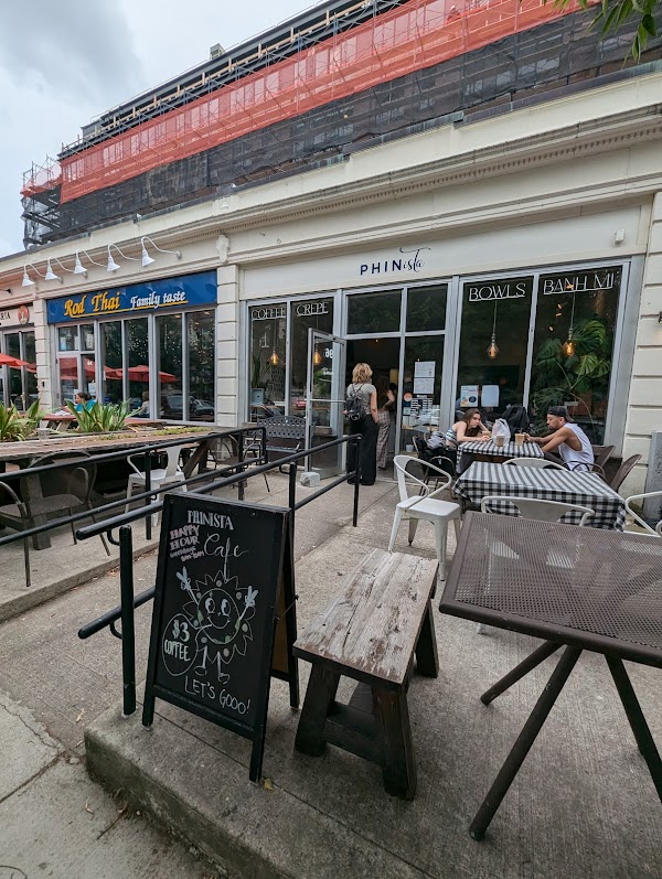 Phinista Cafe