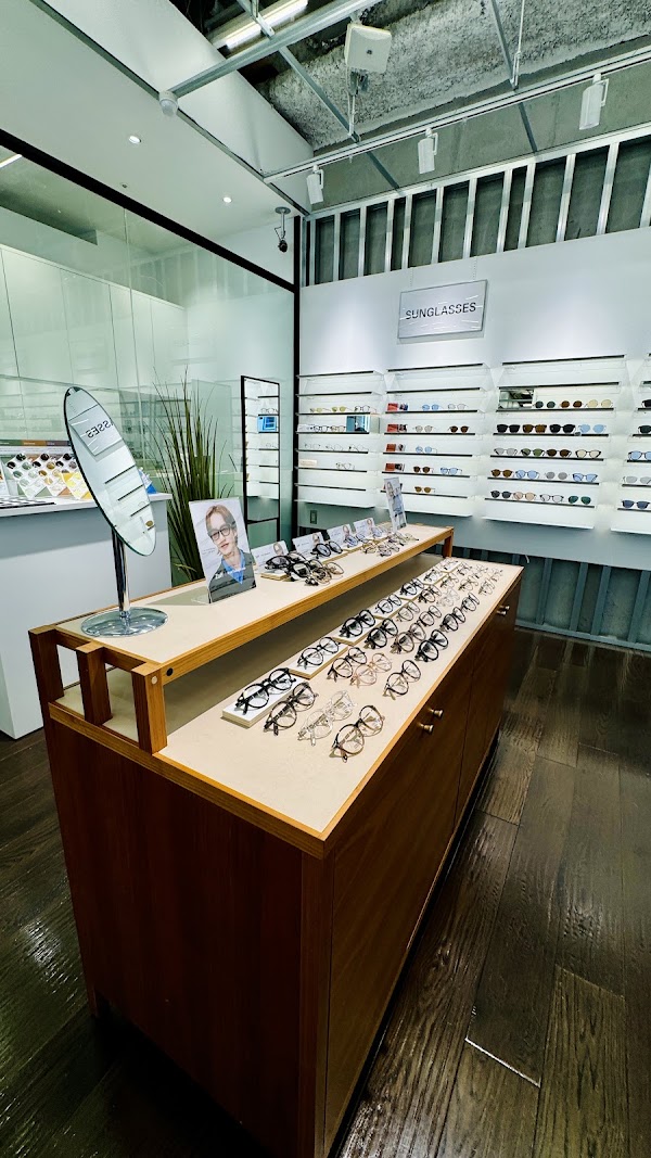 Zoff Grand Tokyo Shibuya Store 4