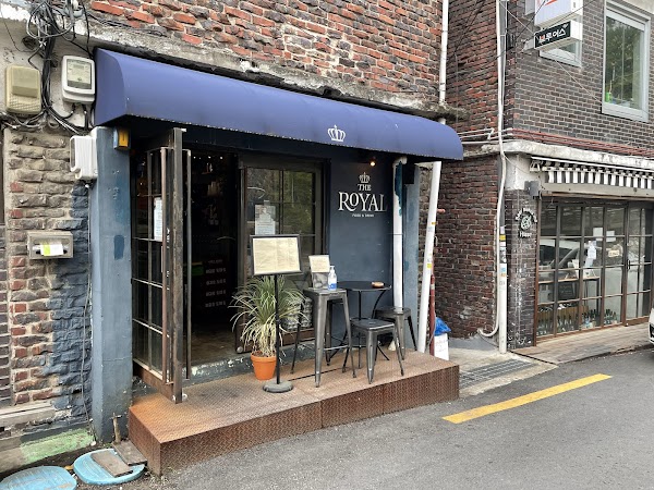 The Royal Food & Drink 1