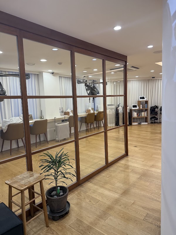 CHAHONGROOM apgujeong 美容院