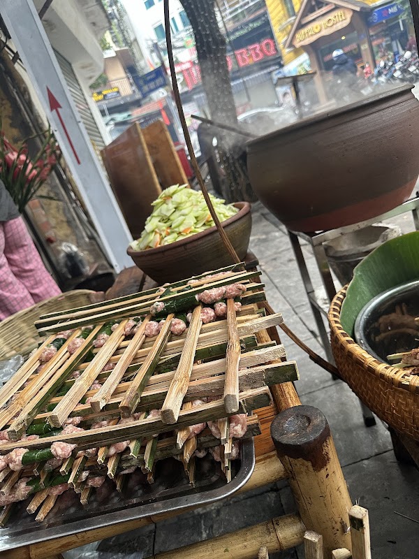 Bún Chả Que Tre 4