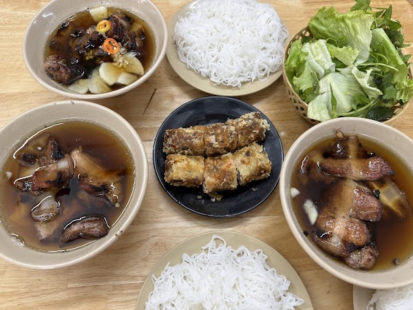Bún Chả Que Tre 3