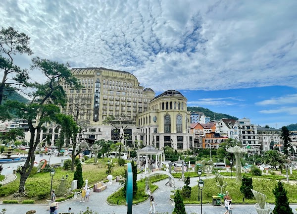 Quảng trường Tam Đảo