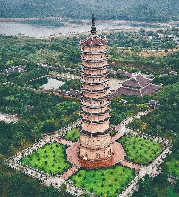 Bai Dinh Pagoda 3