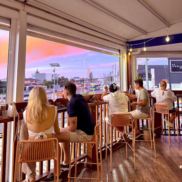 MexiCali Bar Y Taqueria