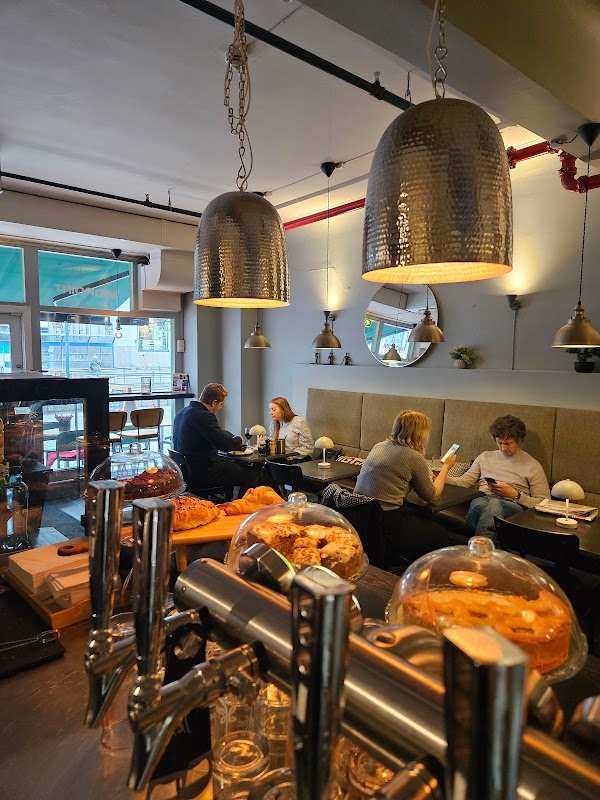 MidPoint Cafe Bar 3