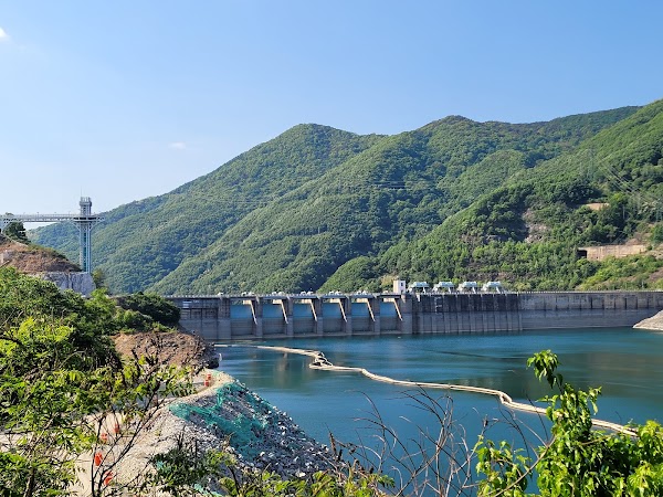 충주호 1