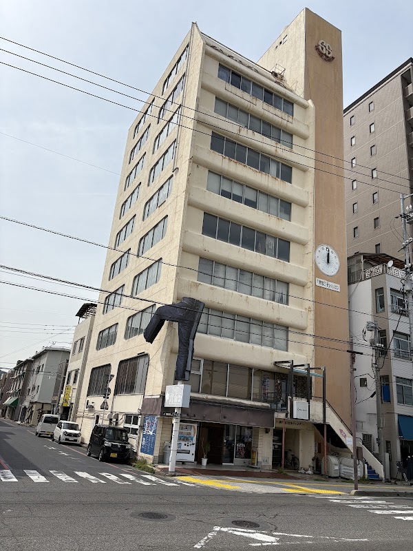 Kojima Jeans Street 4