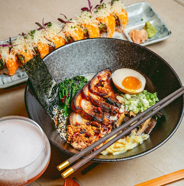 L Ü C K Y - RAMEN | SUSHI | COCKTAILS - ANCOATS 5