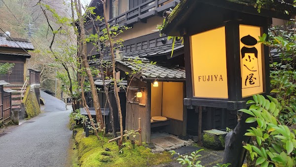 Fujiya