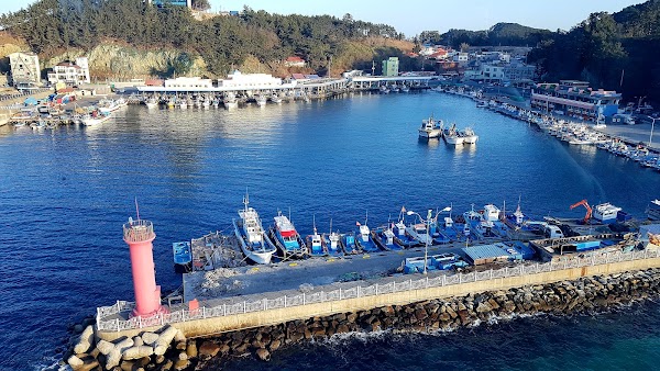 Samcheok Maritime Cable Car (Yonghwa Station) 5