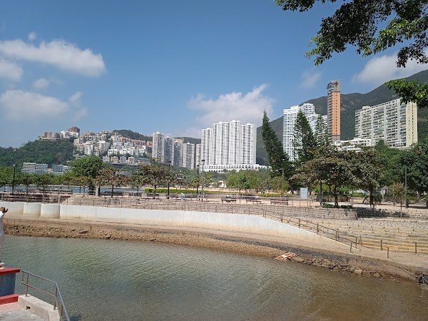 Repulse Bay Beach 3