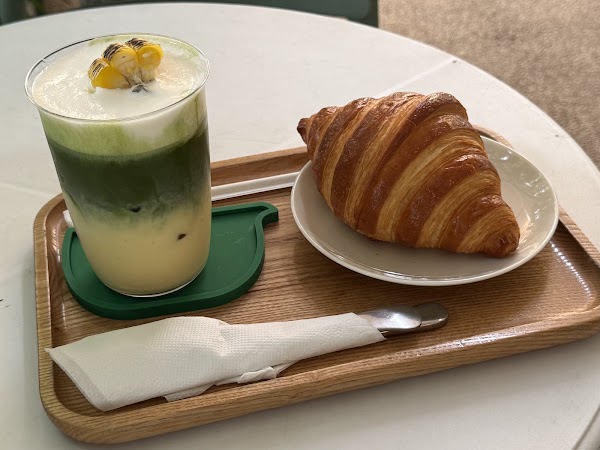 Matte Matcha & Teabar 4
