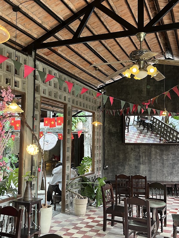 Tiệm trà Cỏ Ngọt # (Trần Hưng Đạo) 1