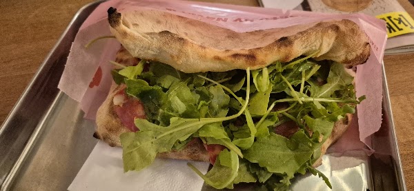 Bolle Pizza & Sandwiches – Ottensen 5