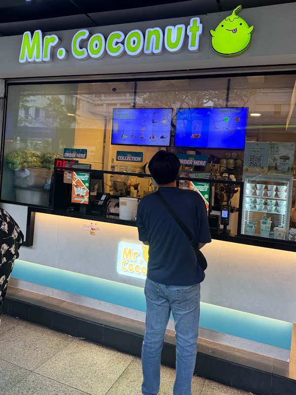 Mr. Coconut (Suntec City) 5