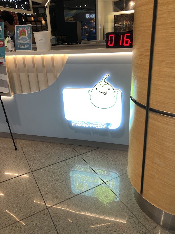 Mr. Coconut (Suntec City) 3