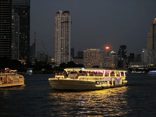 Asiatique Sky 4