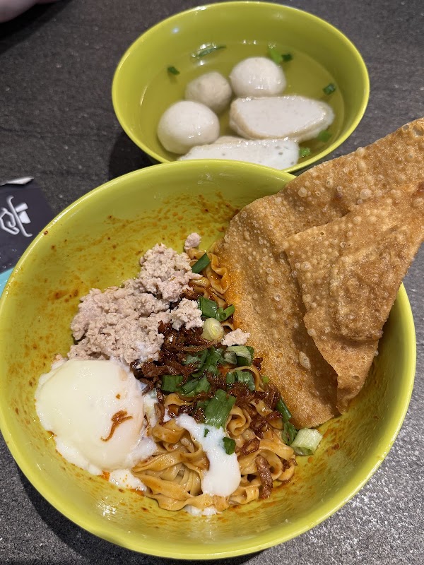Bounce Teochew Fishball Noodles 3