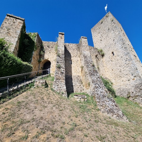 Château de la Madeleine 2