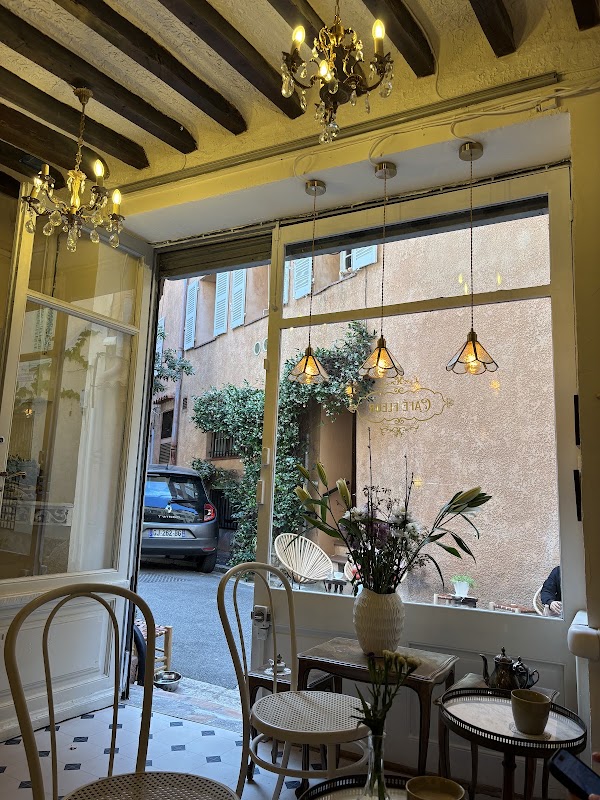 Café Fleur 3