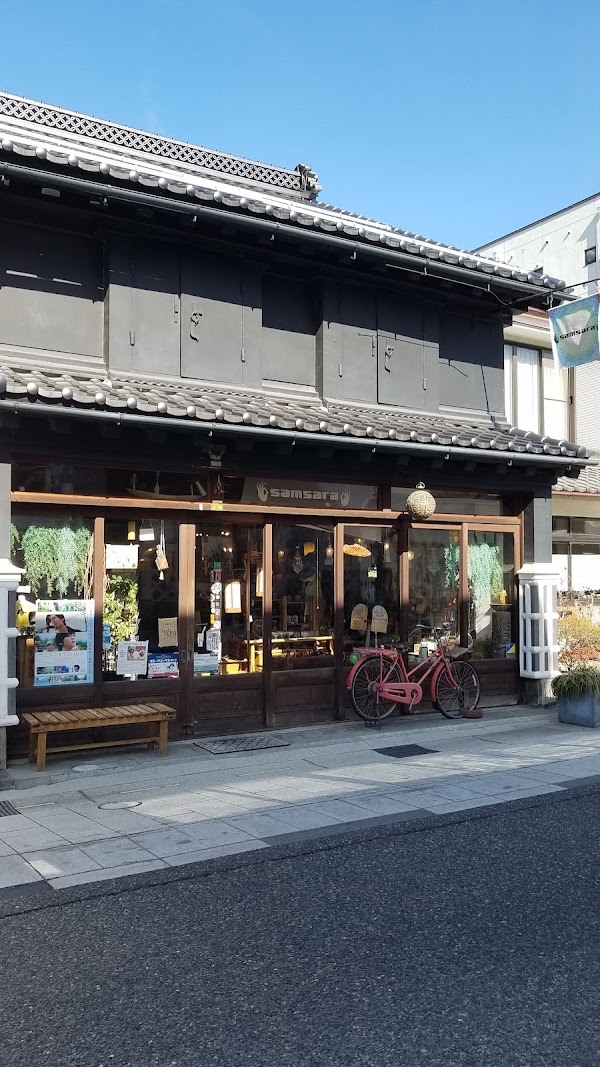 Nakamachi Dori