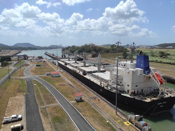 Miraflores Locks 5