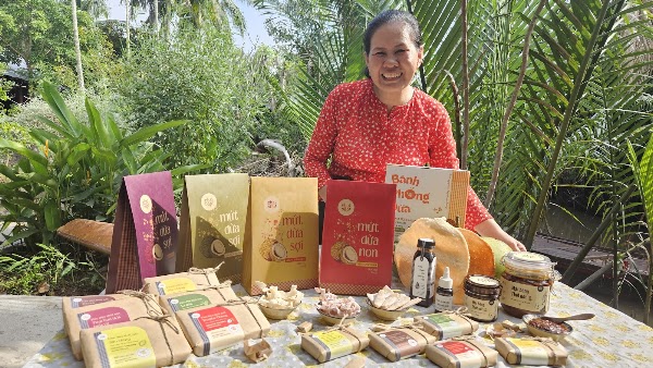 Chái bếp - Kitchen of Memories - Kẹo dừa Thốt nốt - Healthy Coconut Candies factory 1