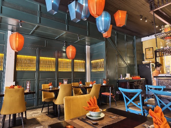 V Vegan - Vegan Cafe & Restaurant 2