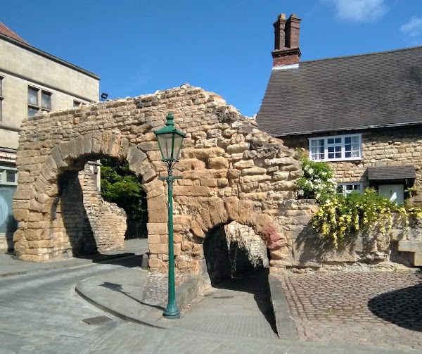 Newport Arch