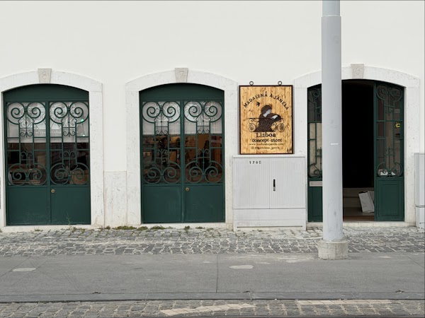 Madalena à janela